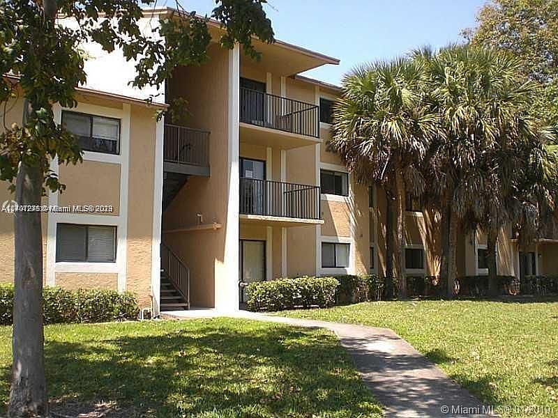 1st image of 450 Palm Cir W APT 307