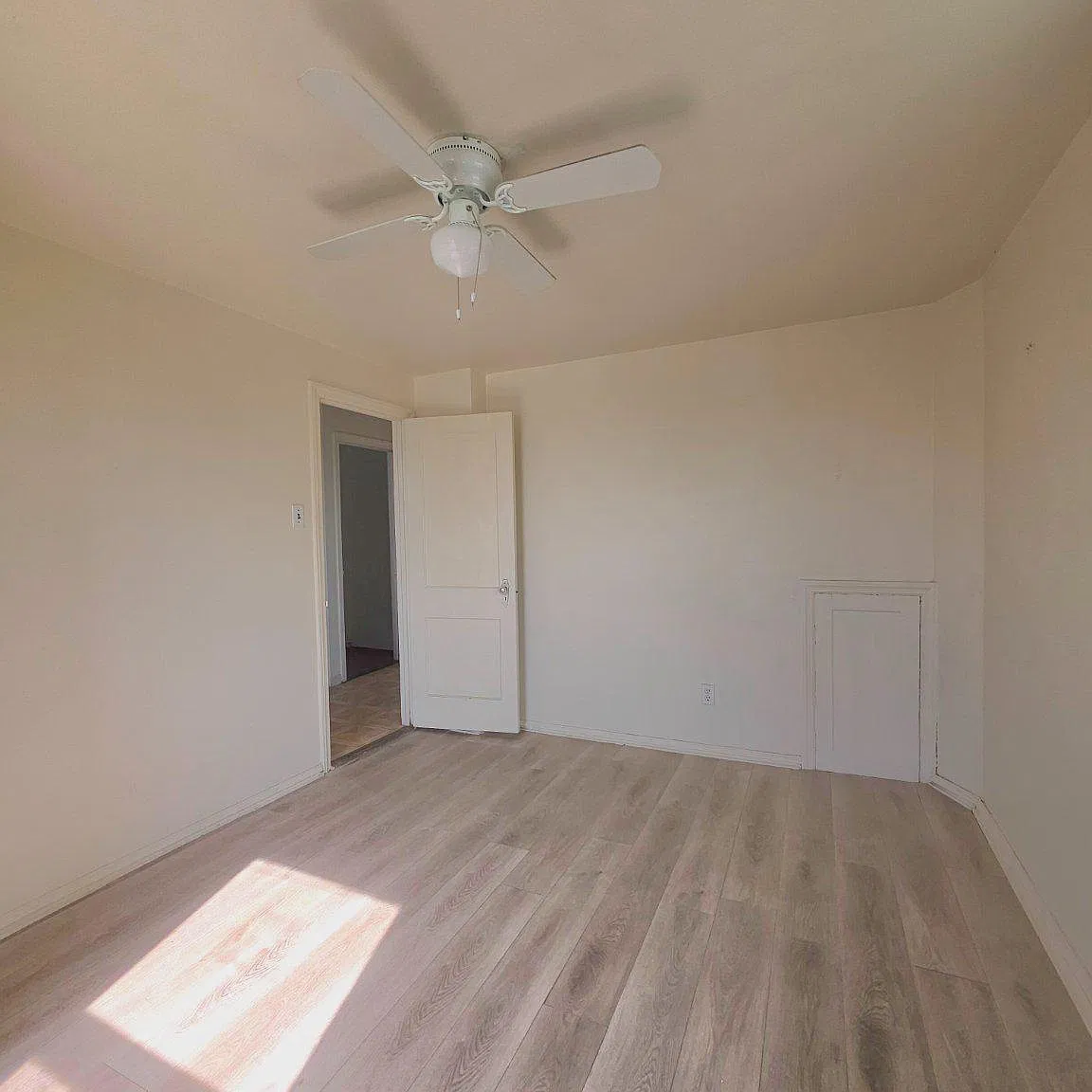 1 bed, 1.0 bath, 1110 sqft, $1,190 — Photo 3
