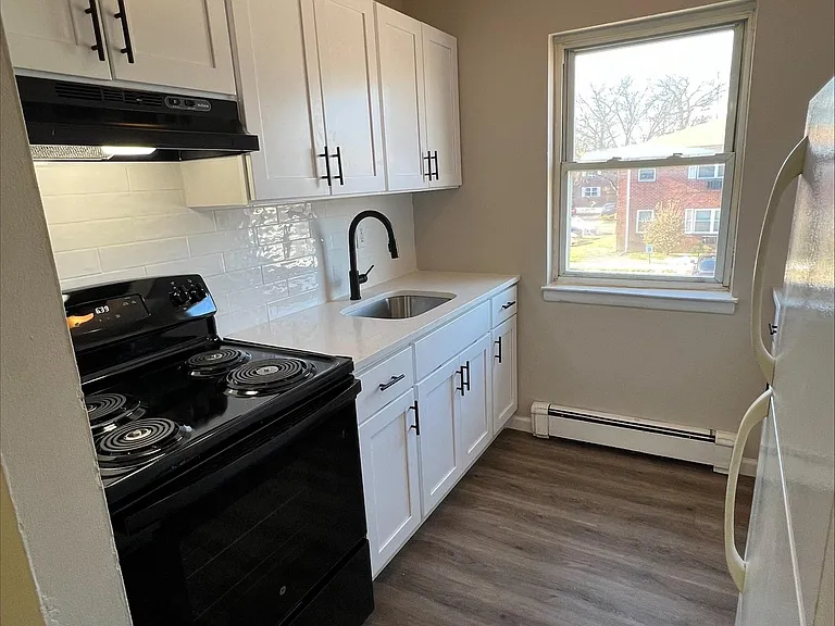 289 Main St #9D — Photo 7