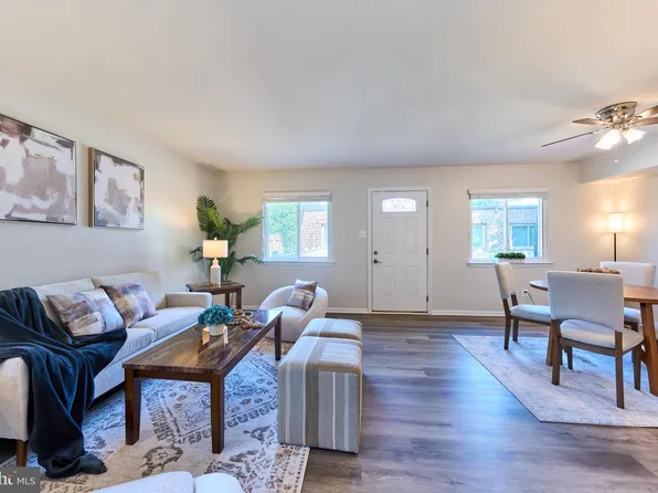 3815 Burlingame Pl #33E, Alexandria, VA 22309