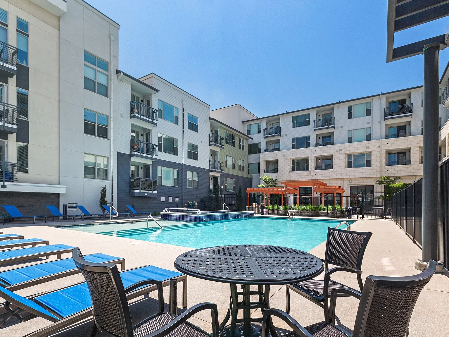 Solana Lakewood 55+ Active Adult Apartment Homes — Photo 4