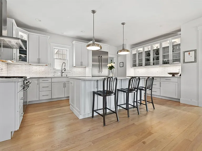 4 Gabaree Ct — Photo 7