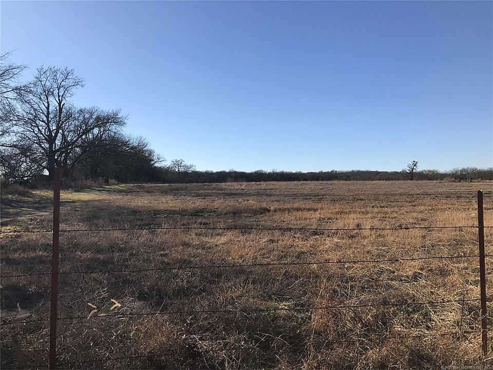 2nd image of 3936 Edge Rd