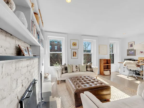 44 Tompkins Pl APT 3, Brooklyn, NY 11231