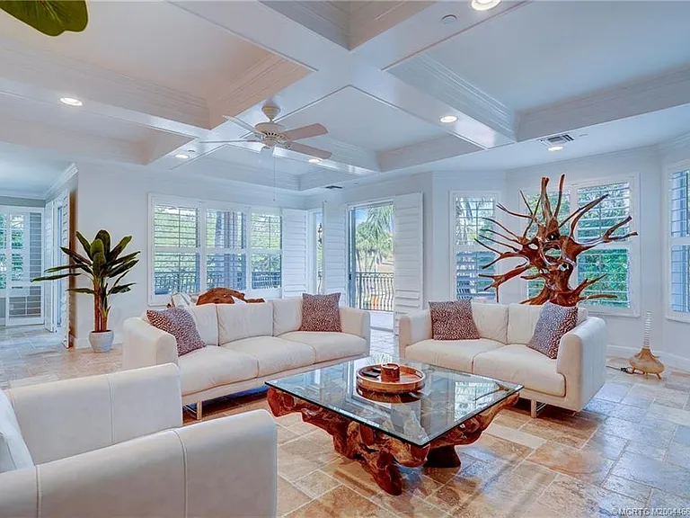 1528 NE Outrigger Landings Dr #208 — Photo 25