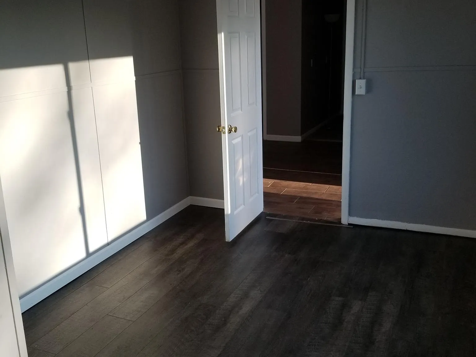 3 bed, 1000 sqft, $1,300 — Photo 3