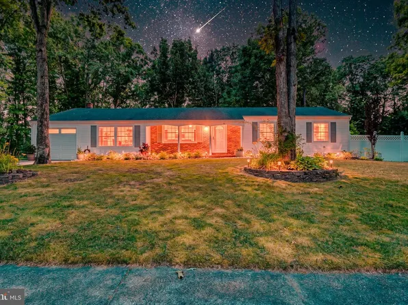 36 Deidre Dr, Egg Harbor Township, NJ 08234