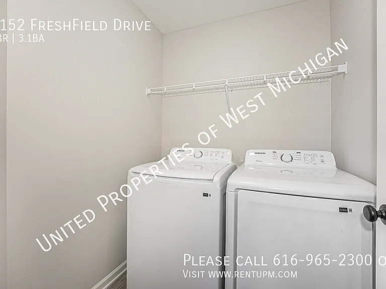 1152 Freshfield Dr — Photo 10