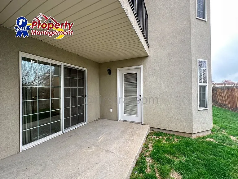 10117 W Garverdale Ln #202 — Photo 21