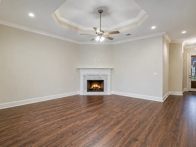 202 Grassland Ave — Photo 4
