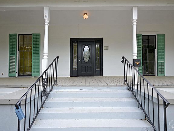 2nd image of 5226 Elmira St