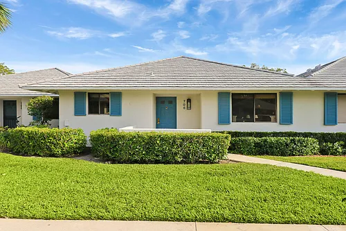 706 Club Dr Photo 1