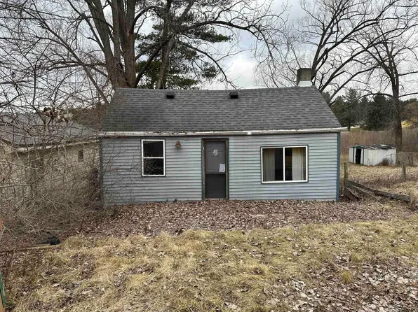 4314 Bay Dr, Beaverton, MI 48612