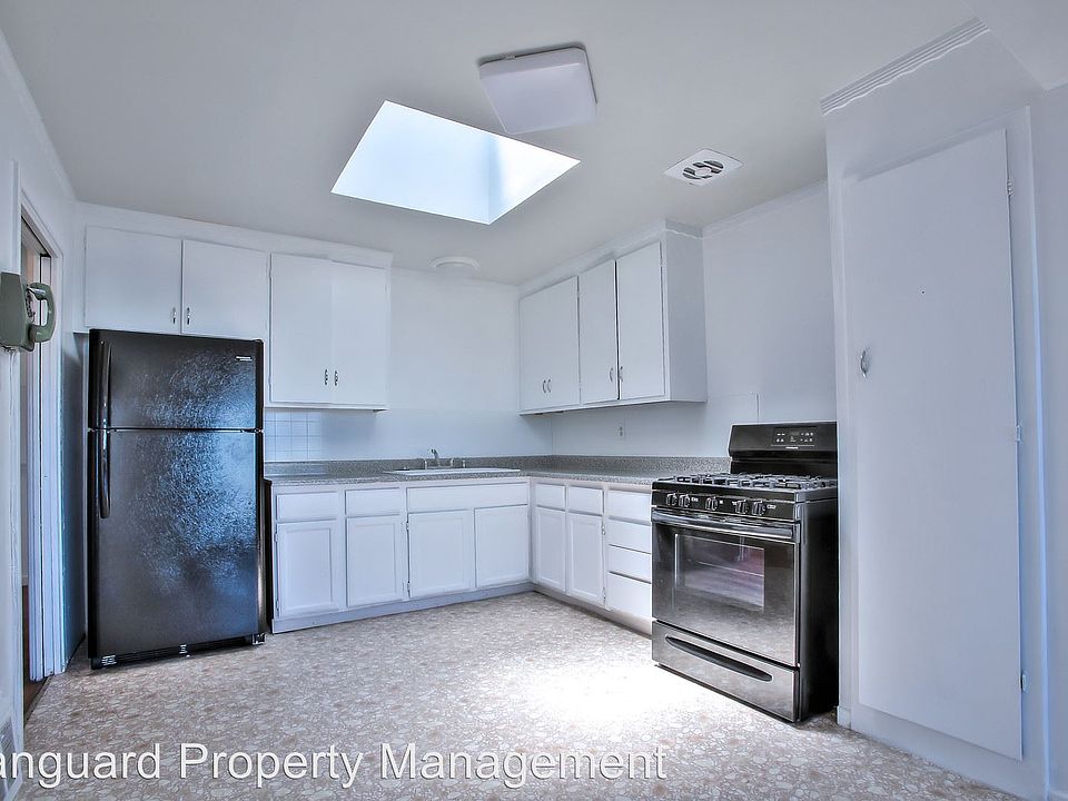 1st image of 118 Bridgeview Dr