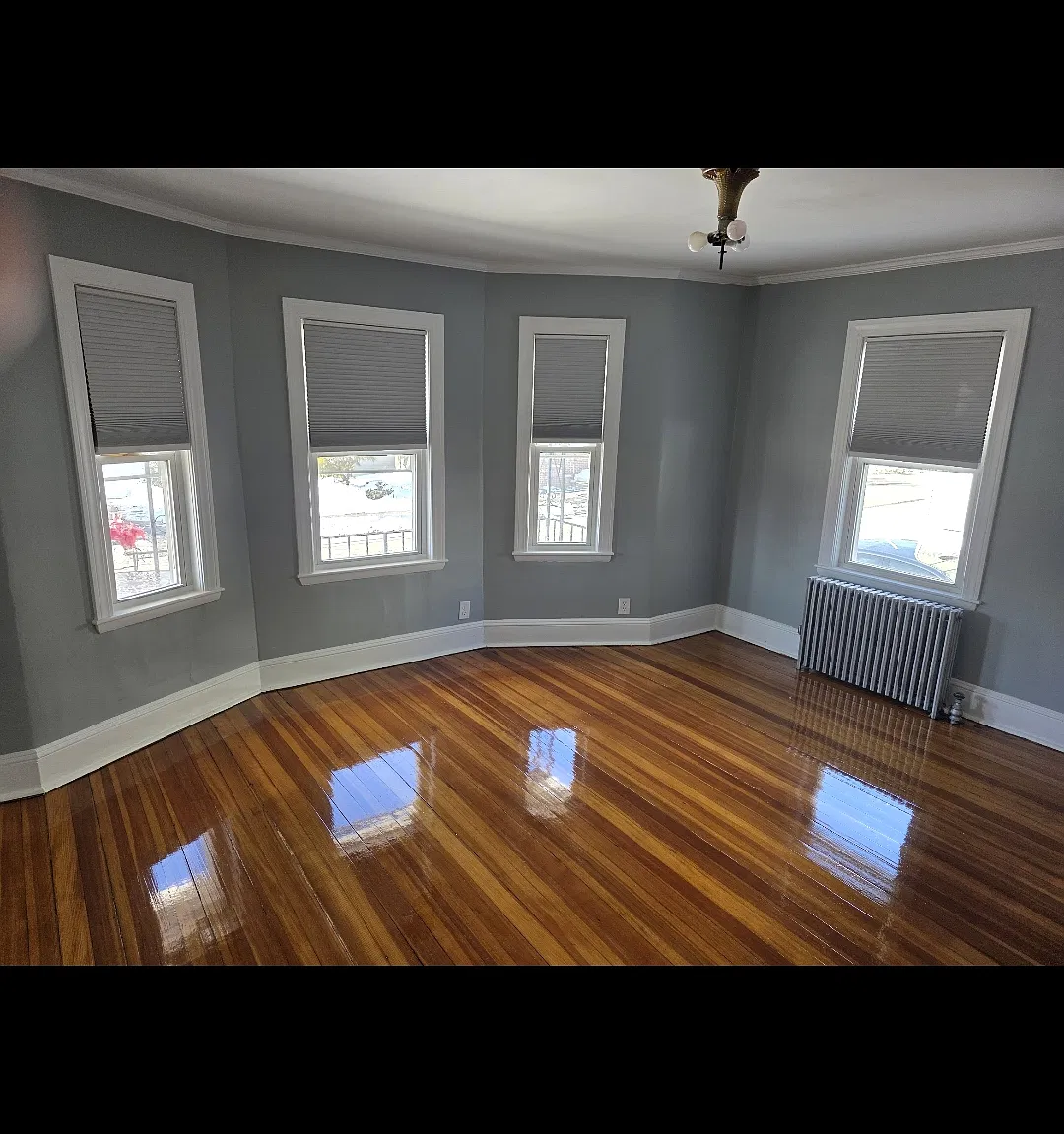 3 bed, 892 sqft, $3,000 — Photo 2
