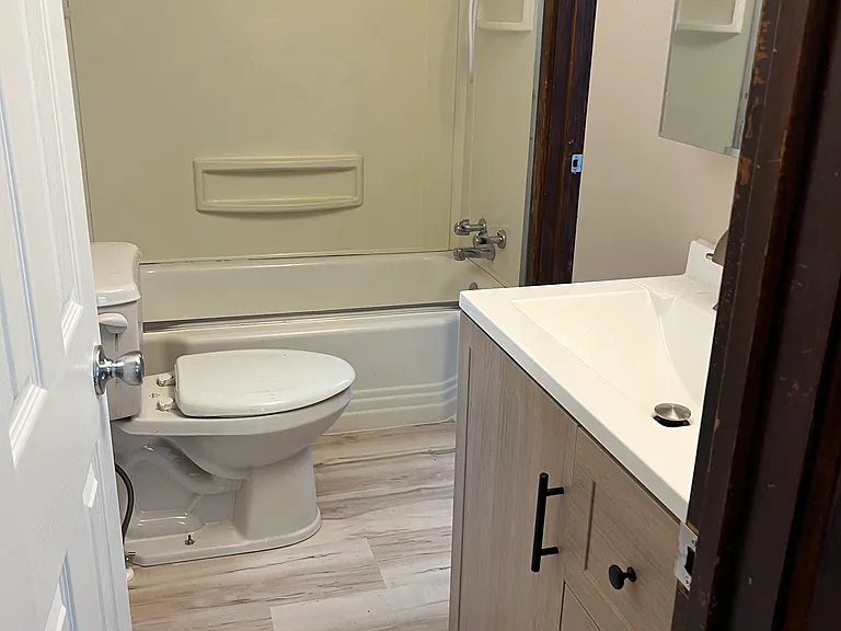 3301 S Ida Ave — Photo 10