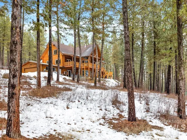 14 Shadow Ridge Dr, Garden Valley, ID 83622