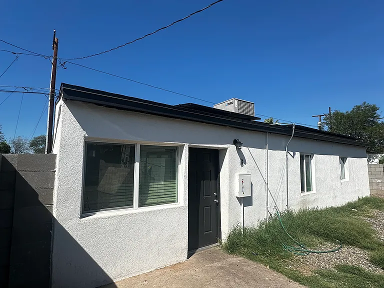3746 E Taylor St #B — Photo 8