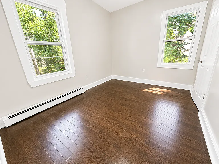 40 Vermont Ave #2 — Photo 7