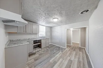 3639 N Emerson Ave — Photo 11