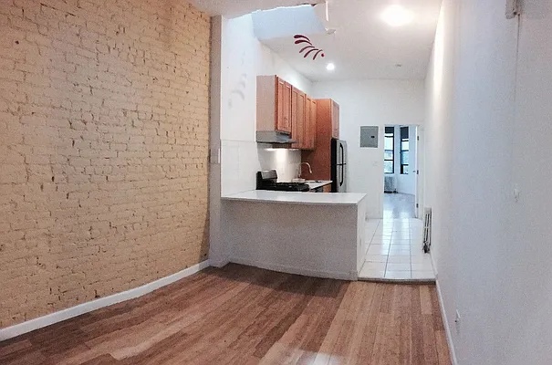 Rented by Level Group | media 14