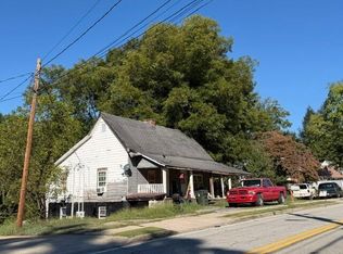 500 S Pond St, Toccoa, GA 30577