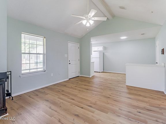 2nd image of 13481 Windsong Dr