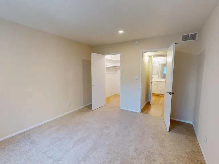 Villa Bonita Apartments — Photo 19