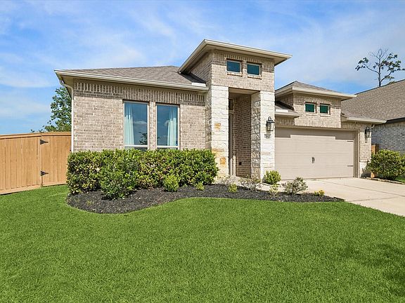 2nd image of 15843 McKinley Green Dr