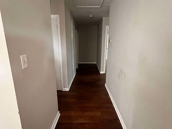 3rd image of 1417 Woodliff St