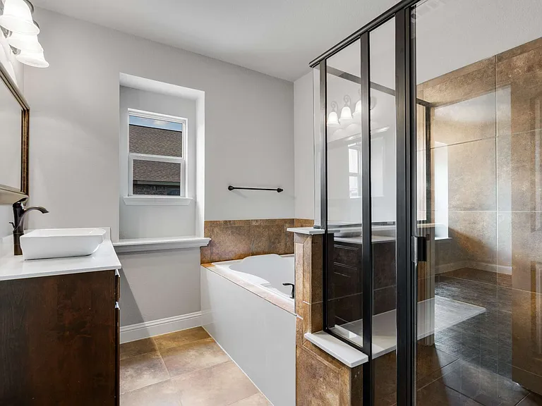 Primary bathroom on the 2nd floor