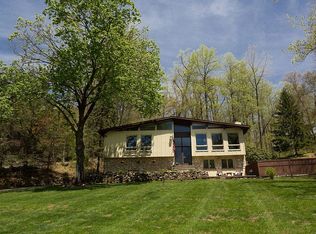 30 John Cava Ln, Cortlandt Manor, NY