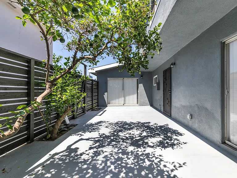 11126 Crenshaw Blvd #1 — Photo 19