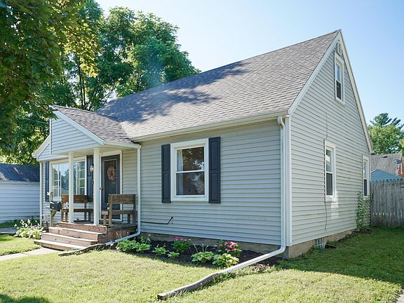 2nd image of 1313 Loraine Ave