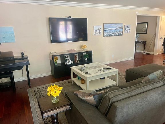 2nd image of 8401 Gilford Cir