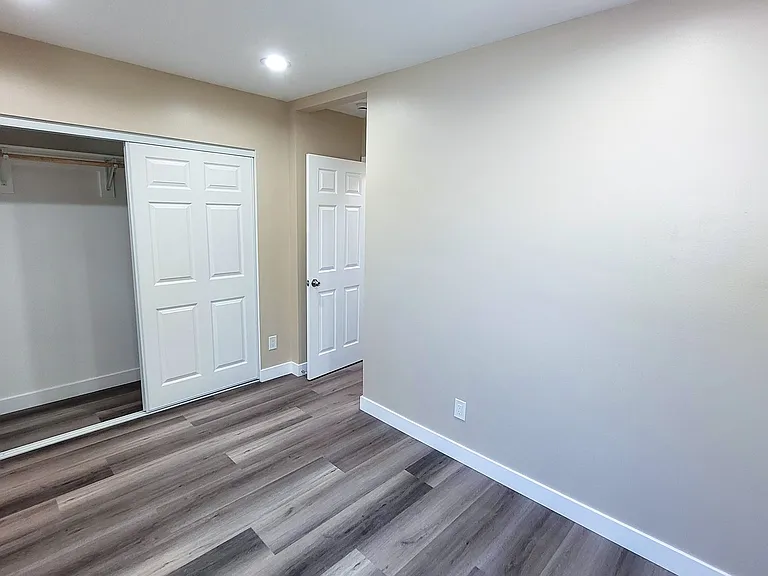 16131 Sunny Ct — Photo 12