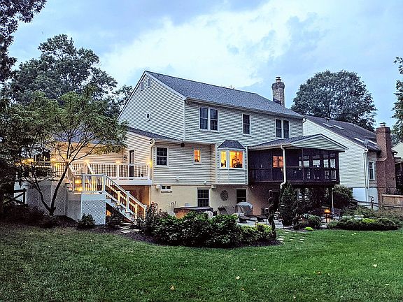 3rd image of 2804 Still Leaf Ln
