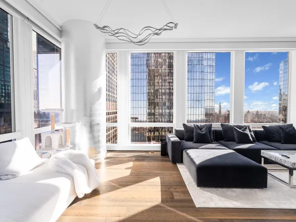 35 Hudson Yards image 1 of 14