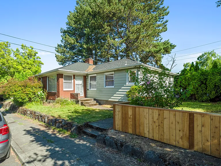 4815 SE Yamhill St — Photo 23