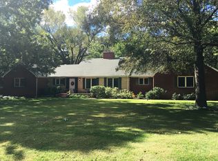 3 Circle Dr, Newton, KS 67114