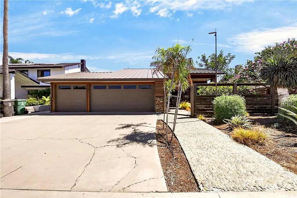 4 bed, 1886 sqft, $6,000 — Photo 4
