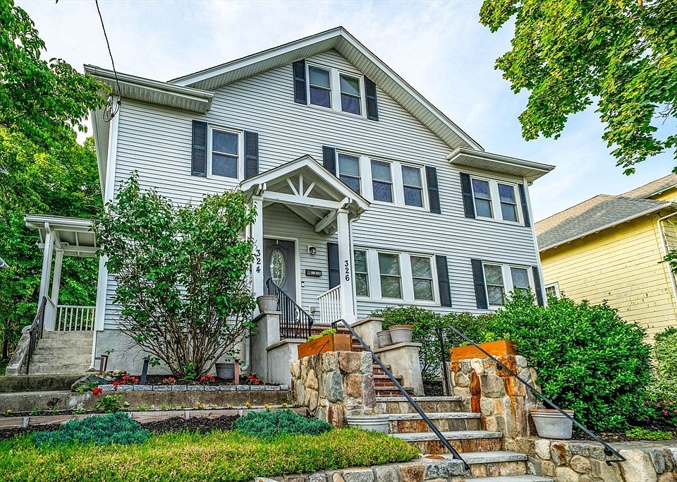 1st image of 324 Mount Auburn St #2