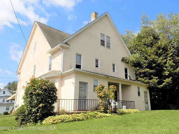 2nd image of 1402-1404 Schlager St