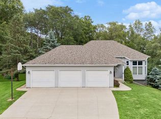 1241 Baird Ln NE, Rochester, MN 55906