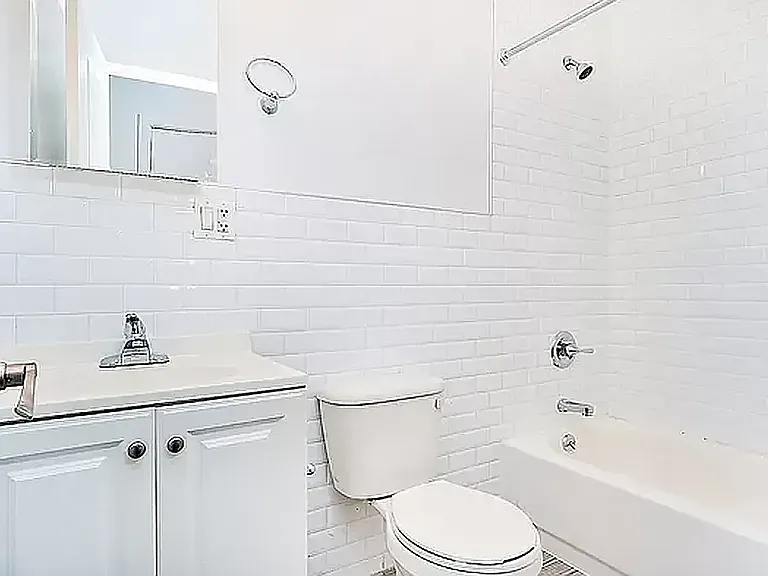 150 Patchen Ave #3R — Photo 5