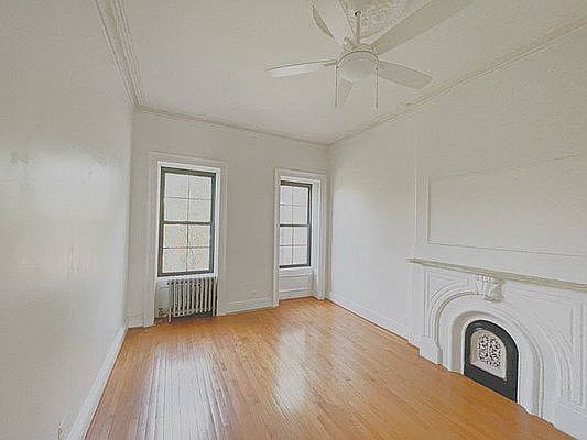 4th image of 38 Claver Pl Floor 4