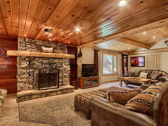 3rd image of 8031 Larkspur Ln #Id1247993p