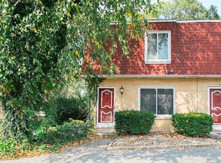 702-708 E 72nd Ave, Merrillville, IN 46410