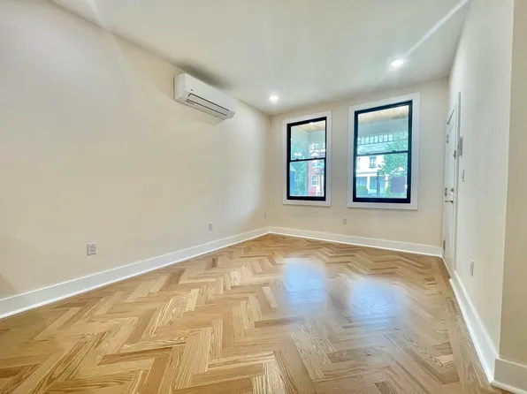 247 Harrison Avenue image 4 of 24