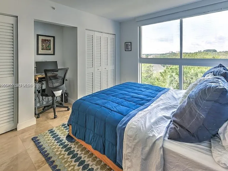 2951 S Bayshore Dr #712 — Photo 9
